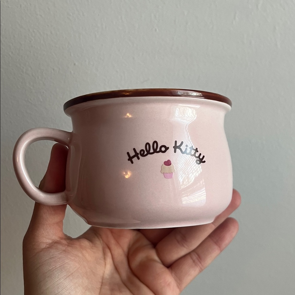 Hello Kitty Pink Mug - Picture 3 of 9
